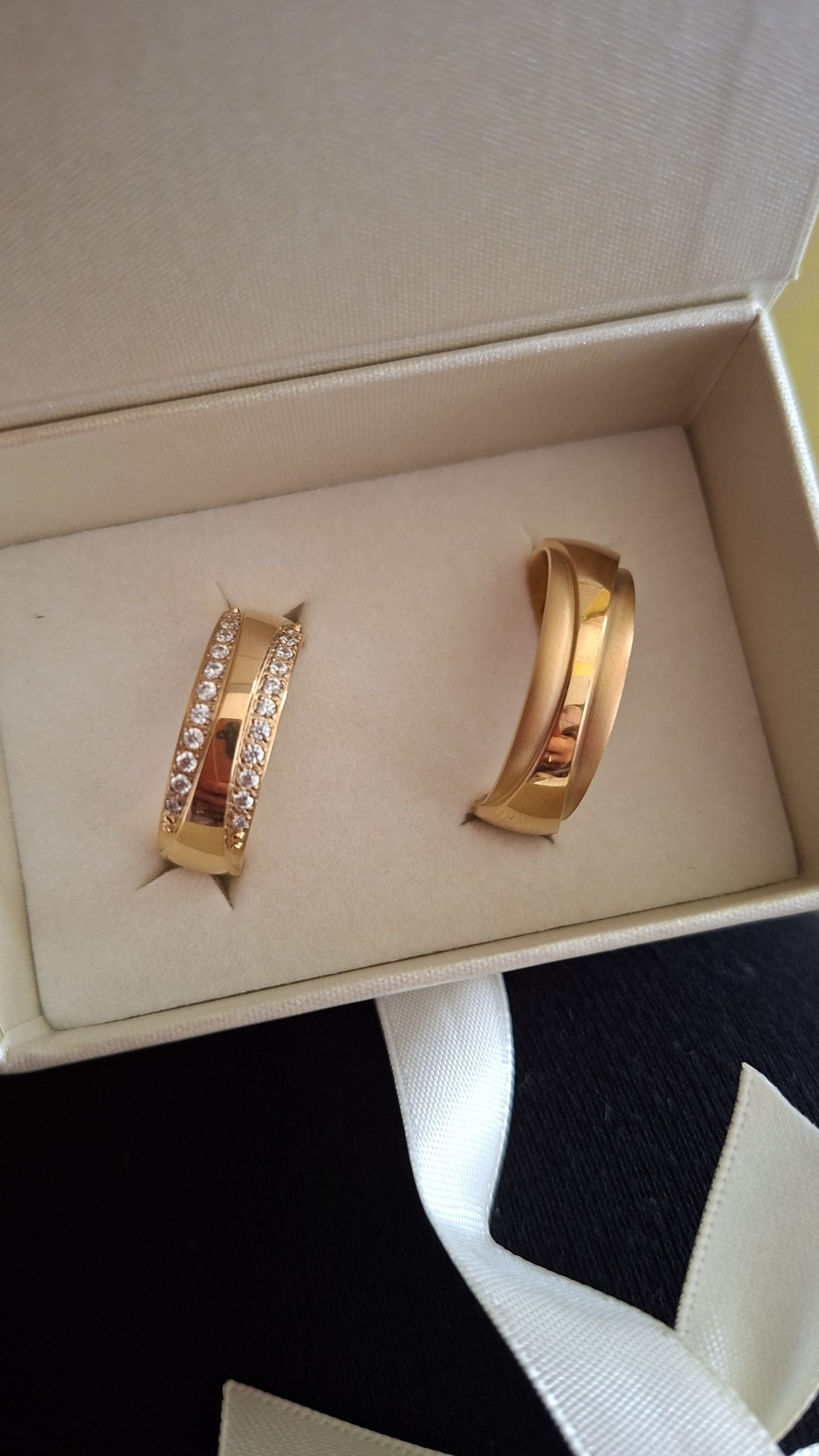 Nora Páros Nemesacél Jegygyűrű, Karikagyűrű photo review